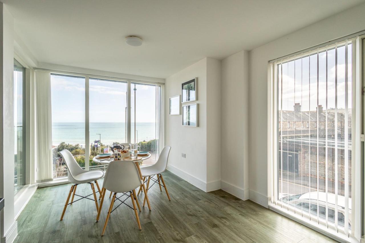 Seaview West Coast - Exceptional - 2 Bedrooms Sleeps 5 -Stunning Sea Views - 500 Metres To Beach Борнмът Екстериор снимка
