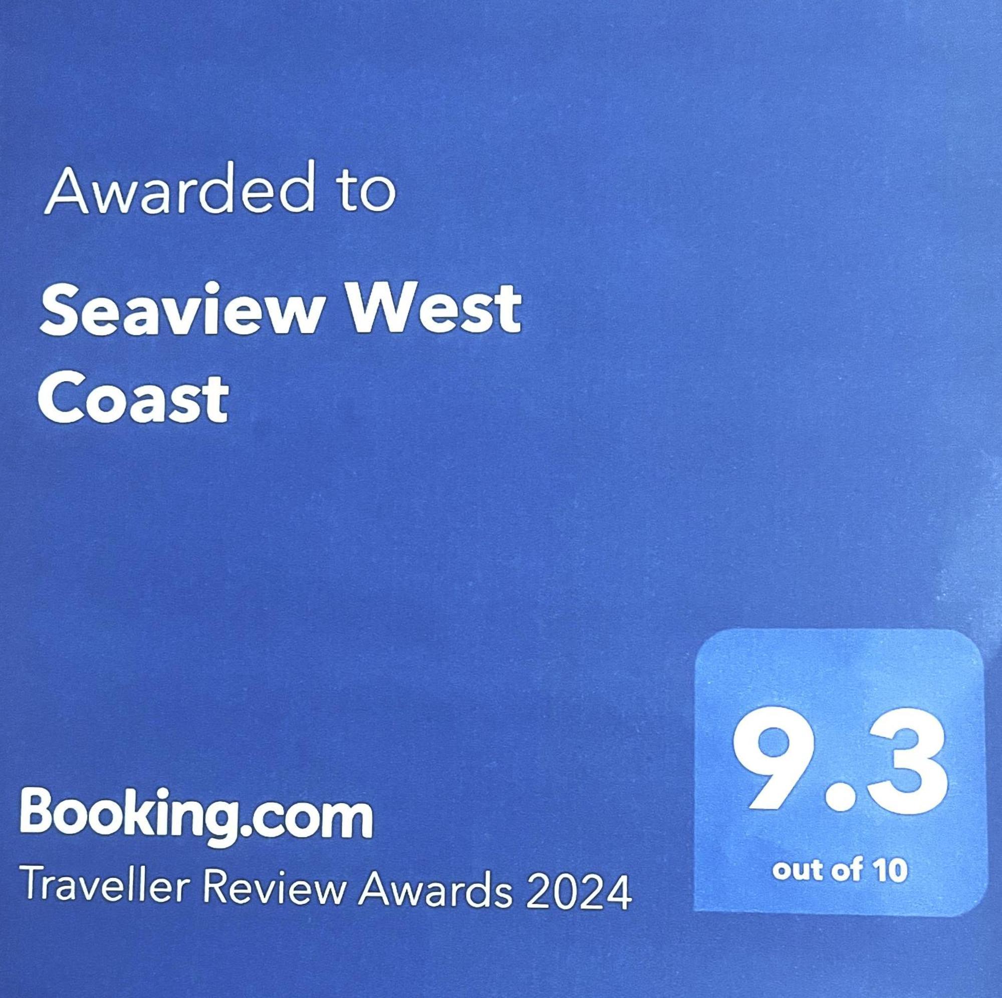 Seaview West Coast - Exceptional - 2 Bedrooms Sleeps 5 -Stunning Sea Views - 500 Metres To Beach Борнмът Екстериор снимка